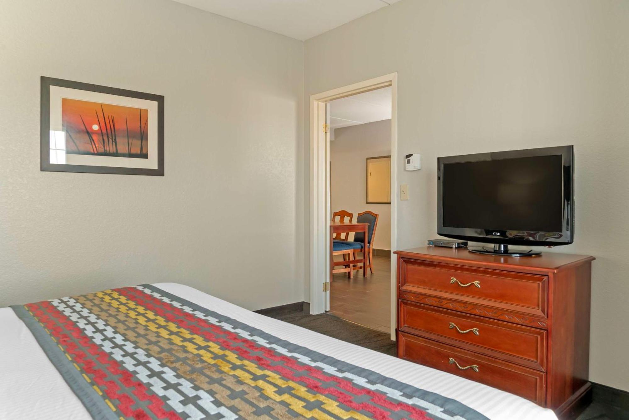 Best Western Executive Inn & Suites Grand Rapids Ngoại thất bức ảnh