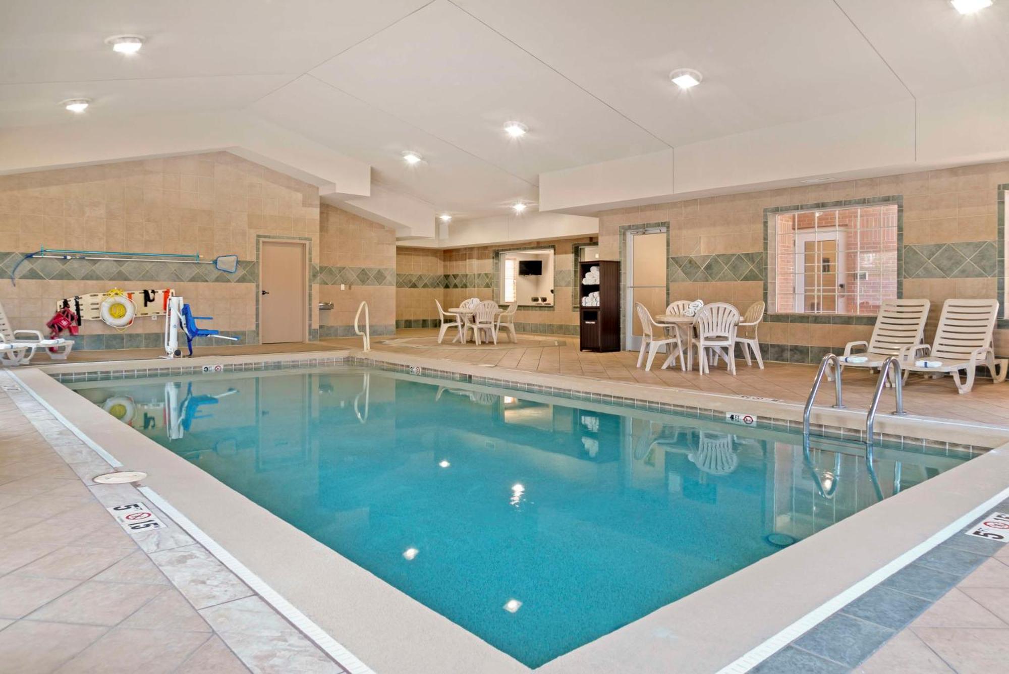 Best Western Executive Inn & Suites Grand Rapids Ngoại thất bức ảnh